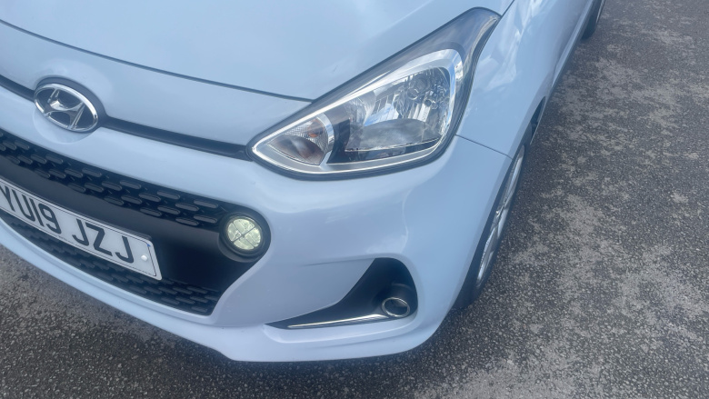 Hyundai i10 1.2 Premium SE 5dr Auto Petrol Hatchback